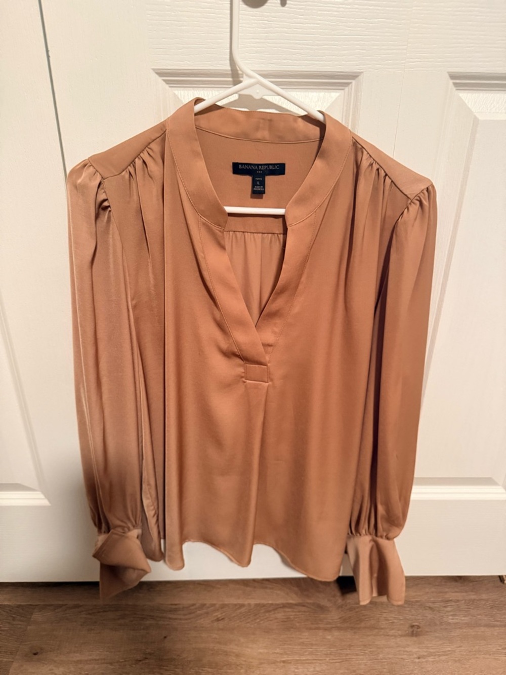 Banana Republic Women's Camel Satin V-Neck Long-Sleeve Blouse